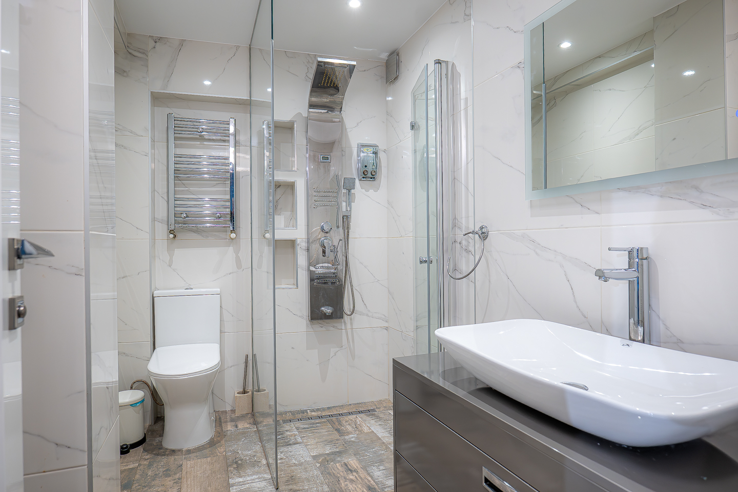 New York Design Apartment bathroom