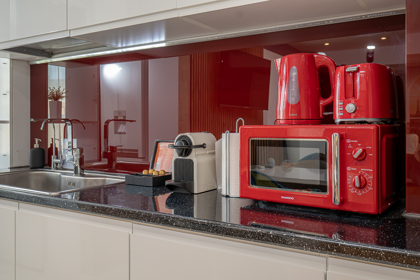 Paris Design Apartment kitchen